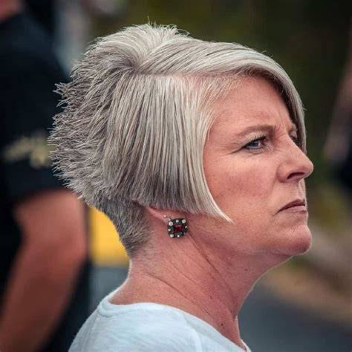 18+ karen haircut bob MonacaAhzab