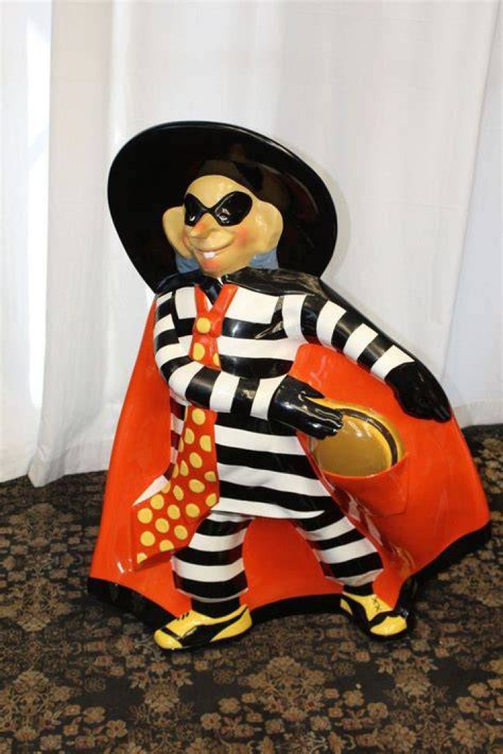 1970s Original HAMBURGLAR Statue 3ft Playland Mcdonald Charaters Life