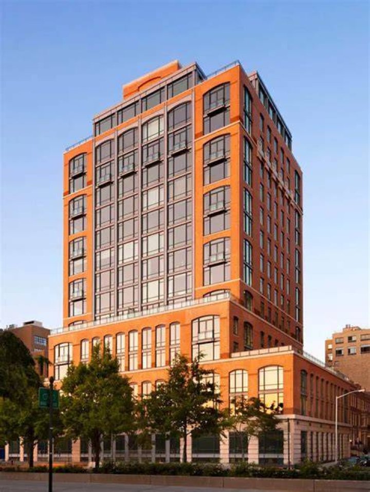 400 West 12th Street