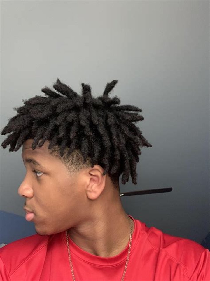 7 weeks freeform locs Dreadlock hairstyles black, Mom hairstyles