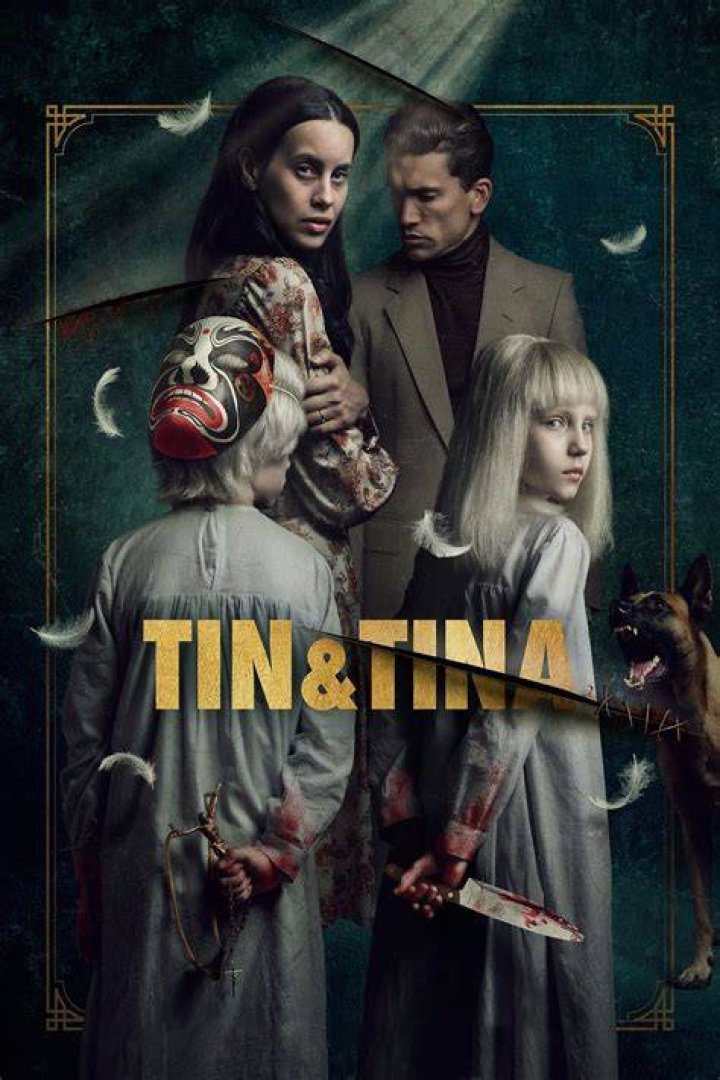 A bloody Tin and Tina pray