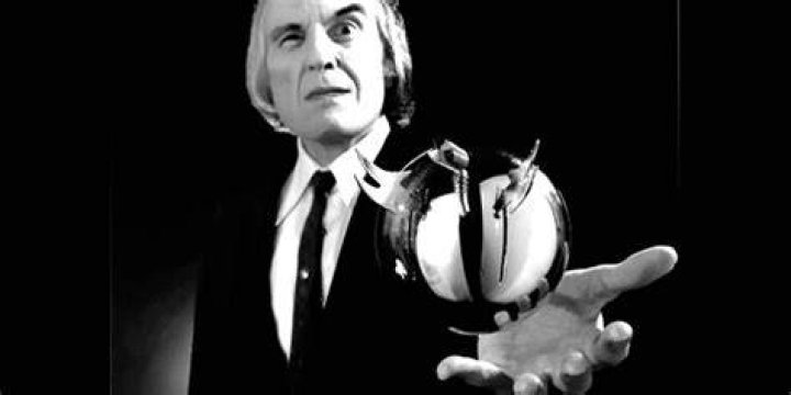 A still from Phantasm shows the Tall Man