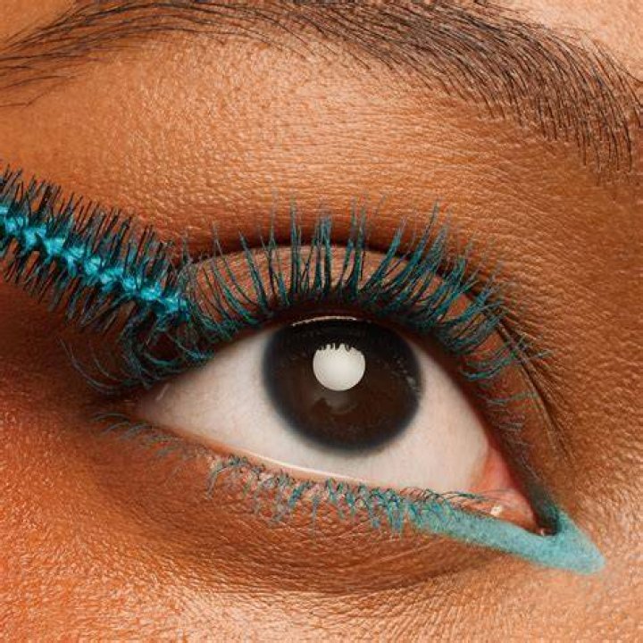 About-Face Teal Mascara, 12 Mascaras for Thin Lashes