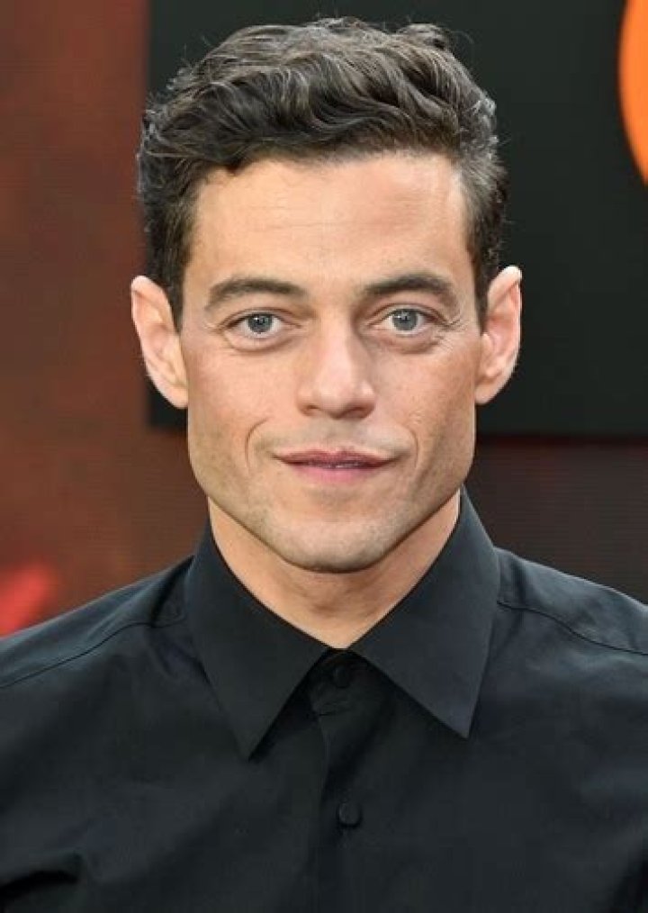 Actors (18+) who should play love interests of other actors