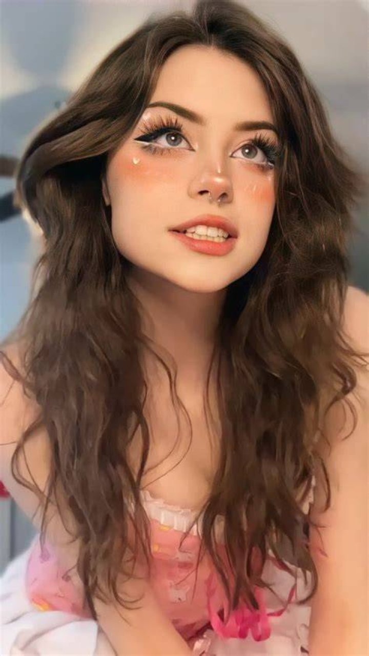 Aesthetically Hannah's on Instagram &ldquo;Happiness 💖 Follow hannahsowoxo