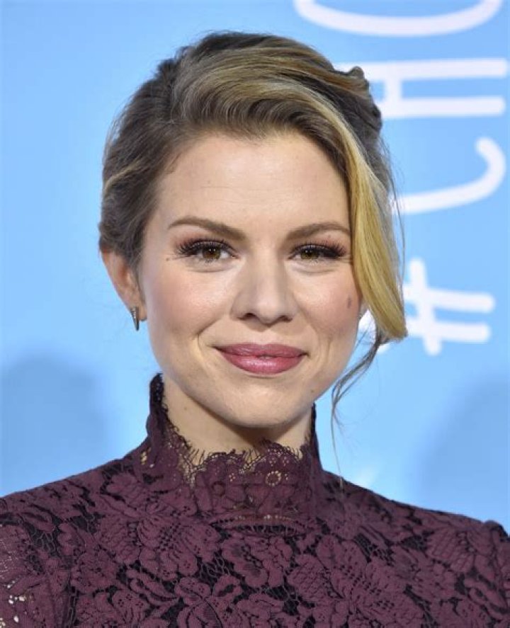 Ali Liebert Net Worth, Bio, Salary, Wiki, Age, Gossip, Biography Trend
