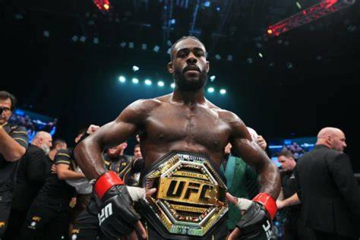 Aljamain Sterling's record, height, age, net worth, Twitter