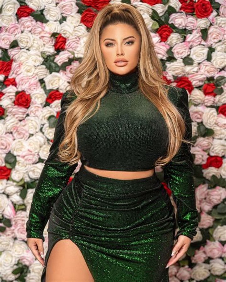 Ashley Alexiss Wallpapers Images Photos Pictures Backgrounds