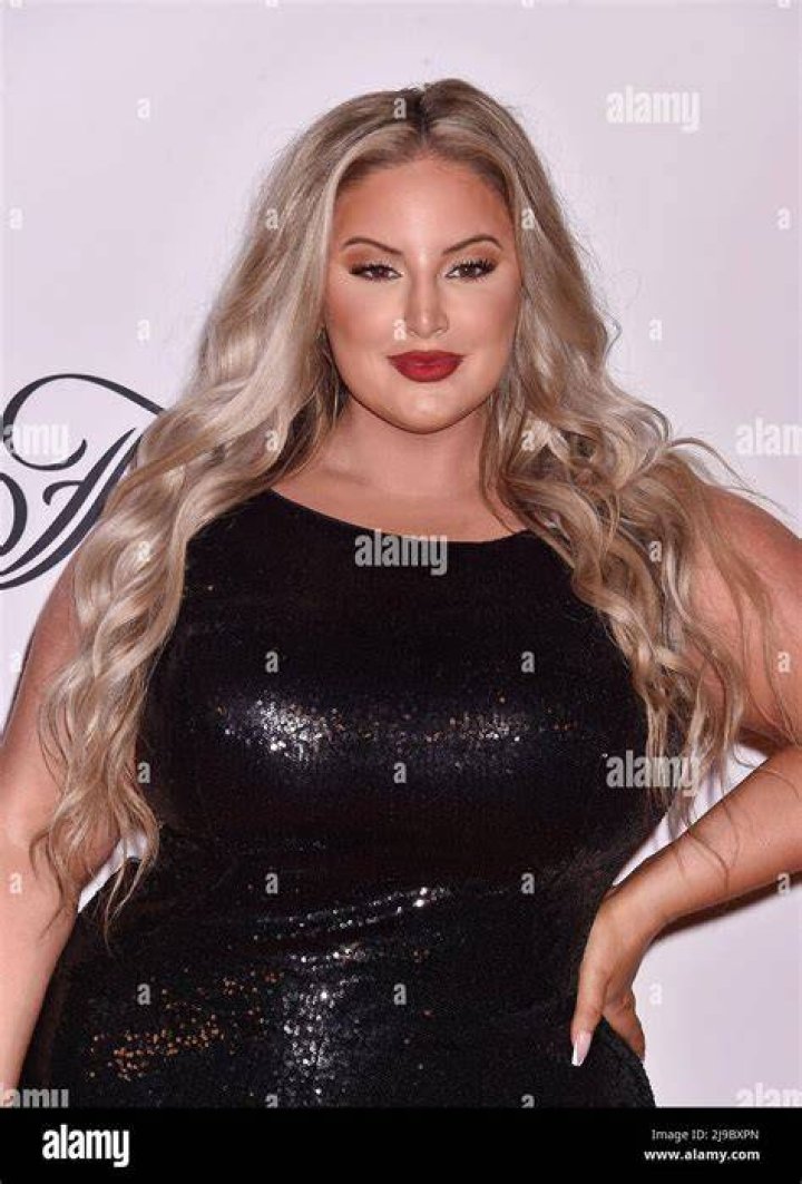 ASHLEY ALEXISS