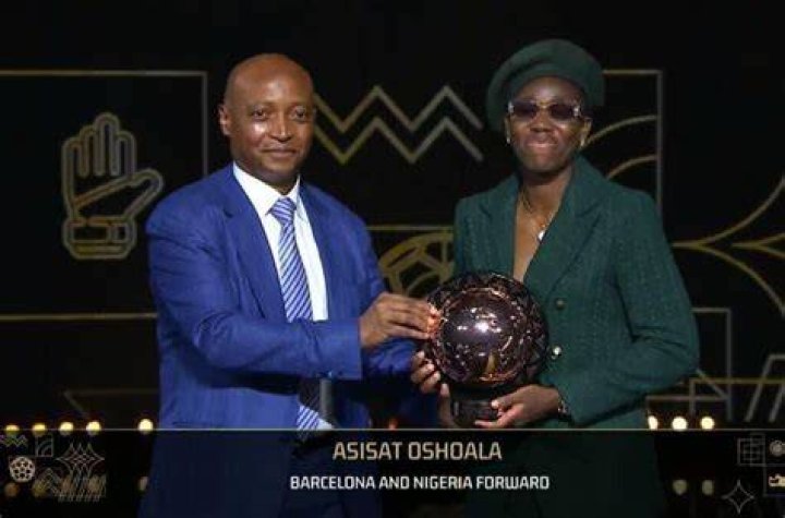 Asisat Oshoala Extends Her Record As She’s Crowned CAF Women’s Player of the Year Ahead of Kgatlana