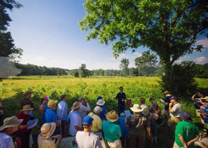 attendees at jeyetna summer tour
