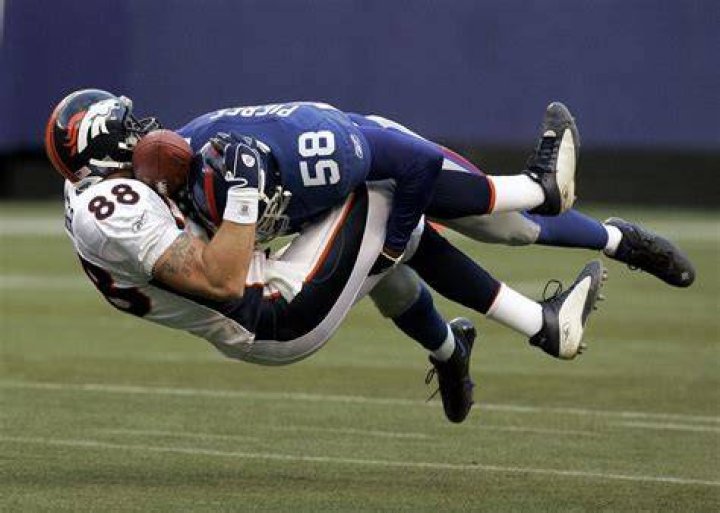 best tackle in football history