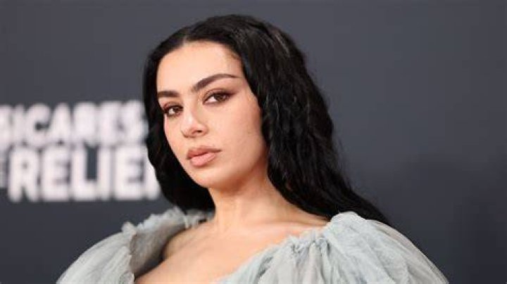 charli xcx Charli xcx, Celebrity pictures, Female musicians