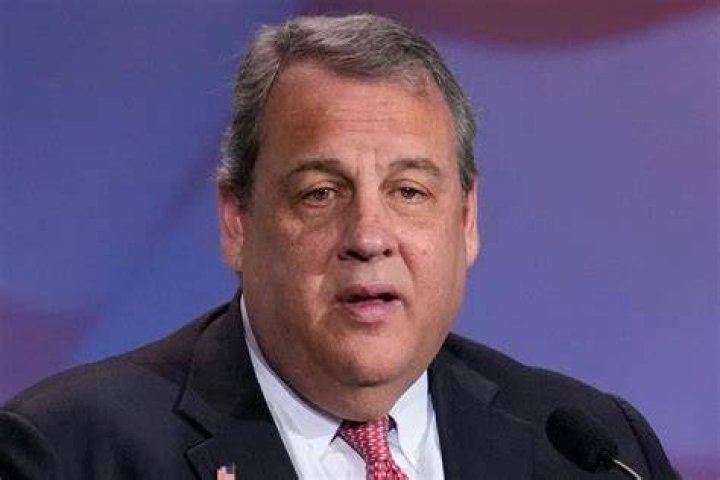 Chris Christie sideways glance