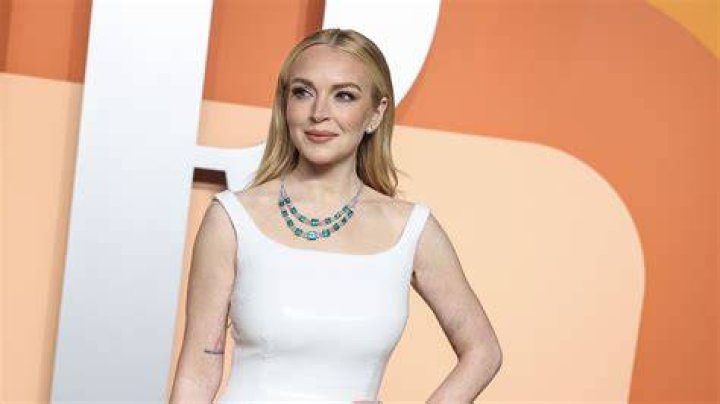Custom image of Lindsay Lohan, Ghostface, and Anna Faris in Scary Movie