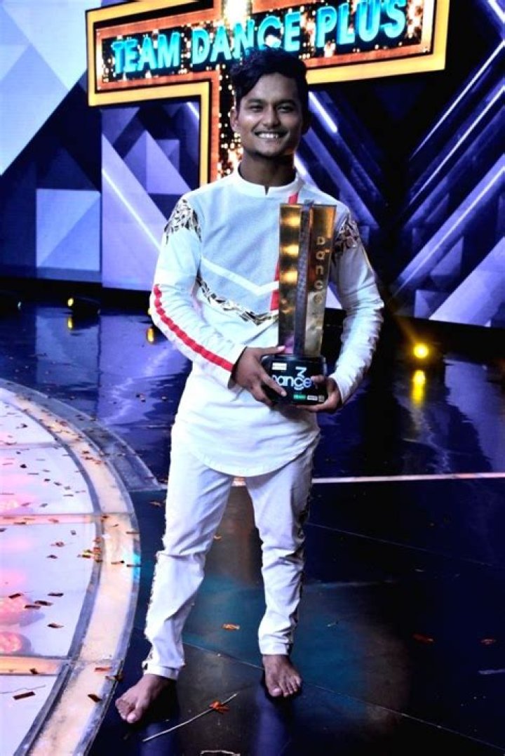 Dance Plus Season 3 12th August 2017 250MB HDTV 480p Downloadhub