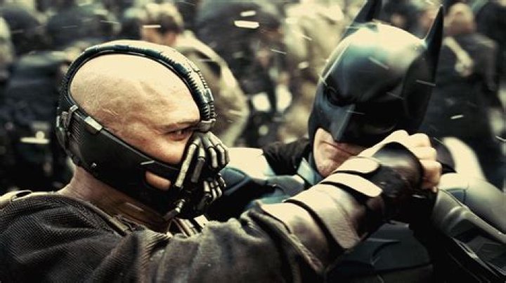 Dark Knight risies bane escapes plane with Dr Pavel explosives