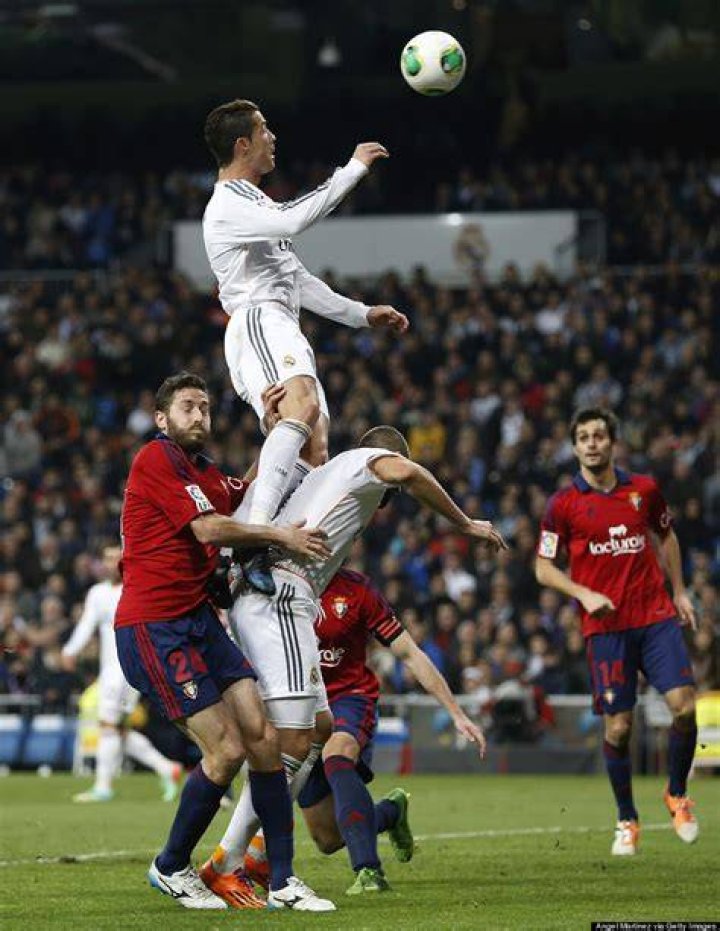 Did Ronaldo jump 2.93 meters?