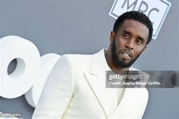 Diddy's twin daughters Jessie and D'Lila Combs, 16, look all grownup