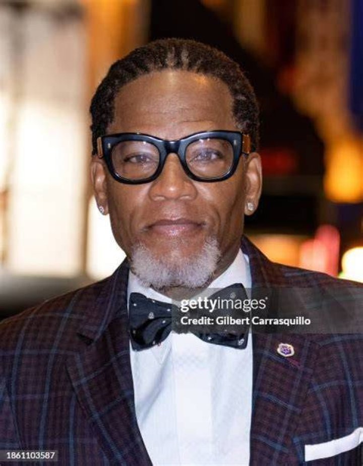 DL Hughley's wife LaDonna Hughley Bio, Net Worth, Married, Kids, Height