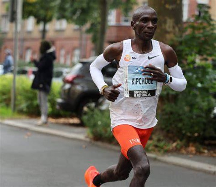 Eliud Kipchoge's net worth, world record, age, quotes, family