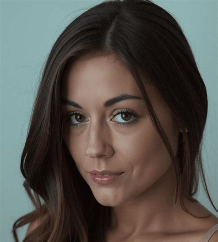 Eva Strauss (39 фото)