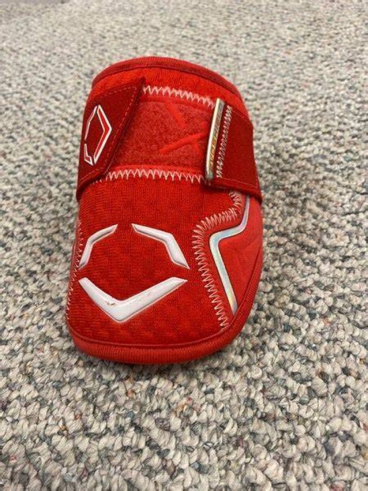 EvoShield Launches New Elbow And Hand Guards — College Baseball, MLB Draft, Prospects