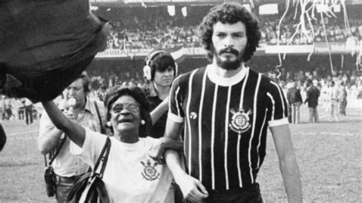 footballers, Socrates, beard, deceased, soccer, Corinthians, Brazil