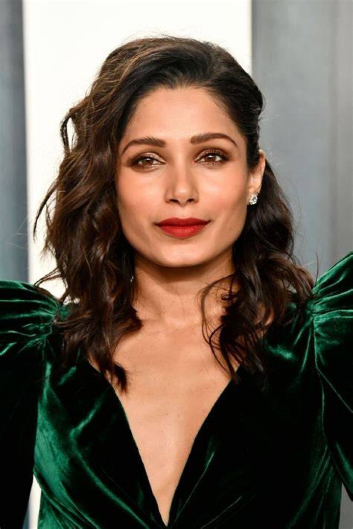 Freida Pinto Net Worth, Bio, Height, Family, Age, Weight, Wiki 2024