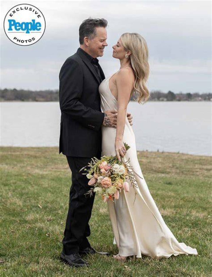 Gary Allan Marries Molly Martin in LowKey Ceremony