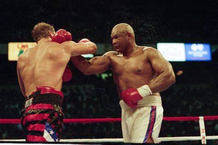 George dies in boxing match in Scary Movie 4