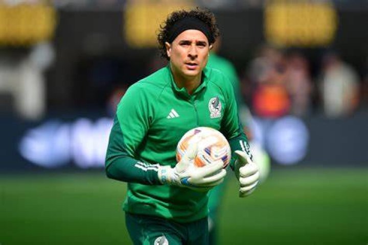Is Ochoa still playing football