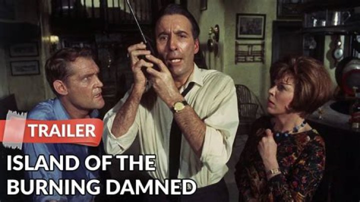 Island of the Burning Damned, Cushing and Lee