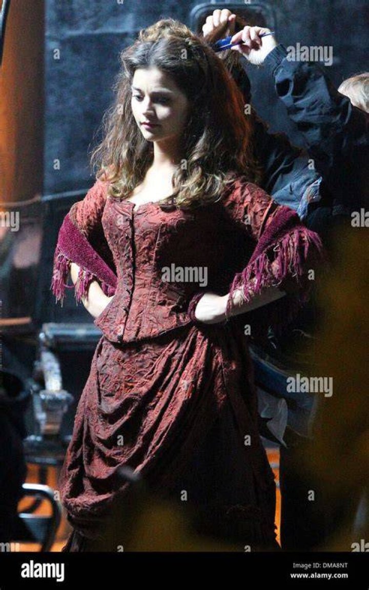 Jenna Coleman 'dating Victoria costar Tom Hughes' Pair's onscreen