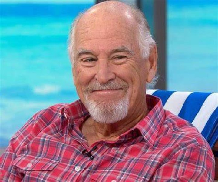 Jimmy Buffett Biography Facts, Childhood, Family Life & Achievements