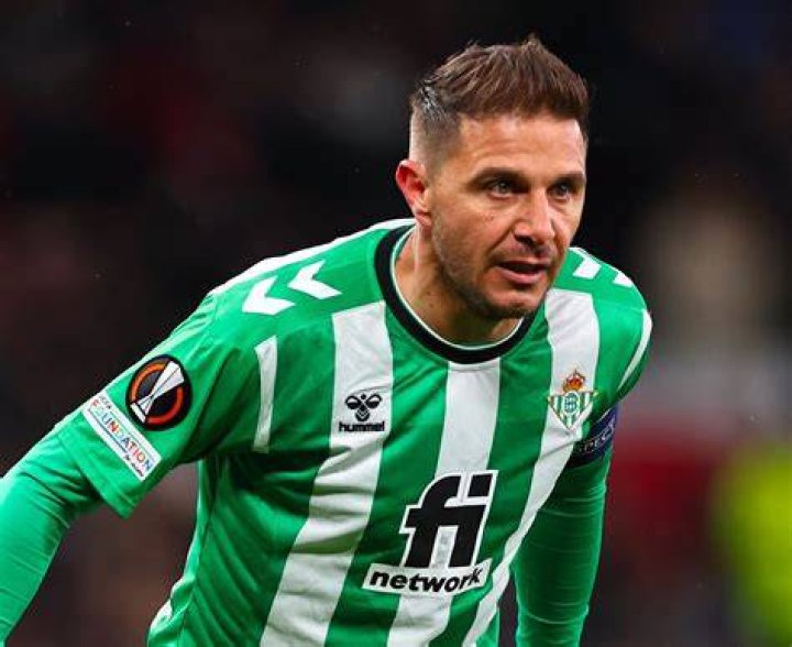 Joaquin Sanchez injury update as La Liga appearance record hangs in the