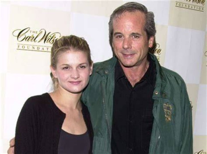 Julia Arnaz Bio, Net Worth, Salary, Age, Relationship, Height, Ethnicity