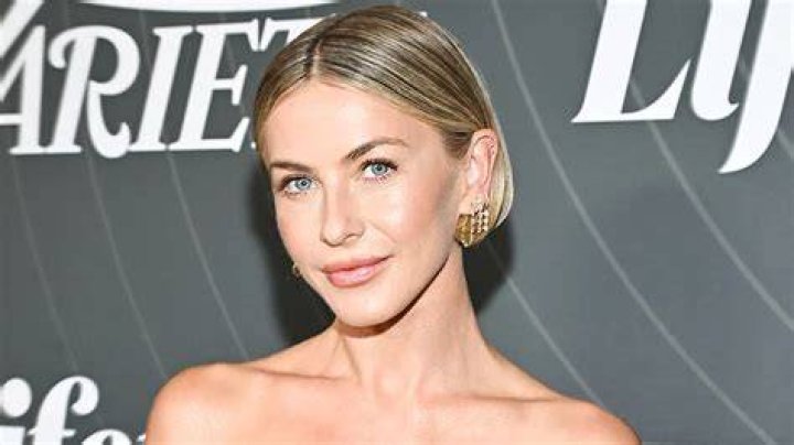 Julianne Hough Net Worth, How Much is Julianne Hough Worth?