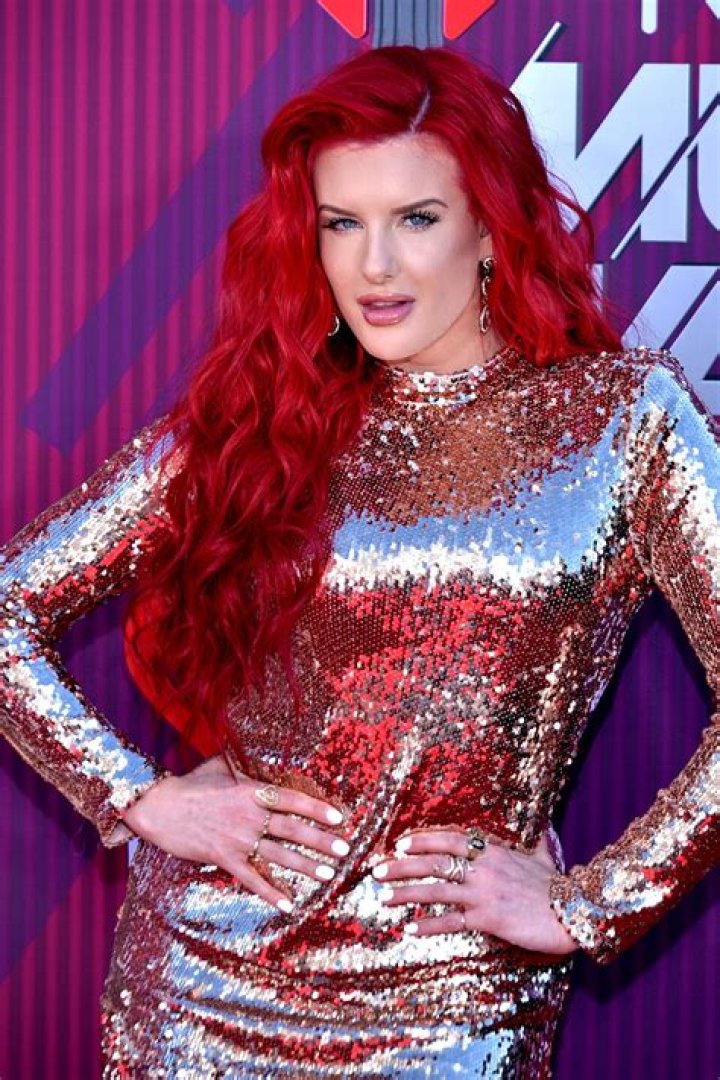 Justina Valentine Wiki Age, Relationship, Family, and Full Bio Gop