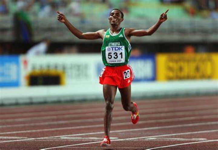 Kenenisa Bekele's height, age, wife, achievements, world record, net worth