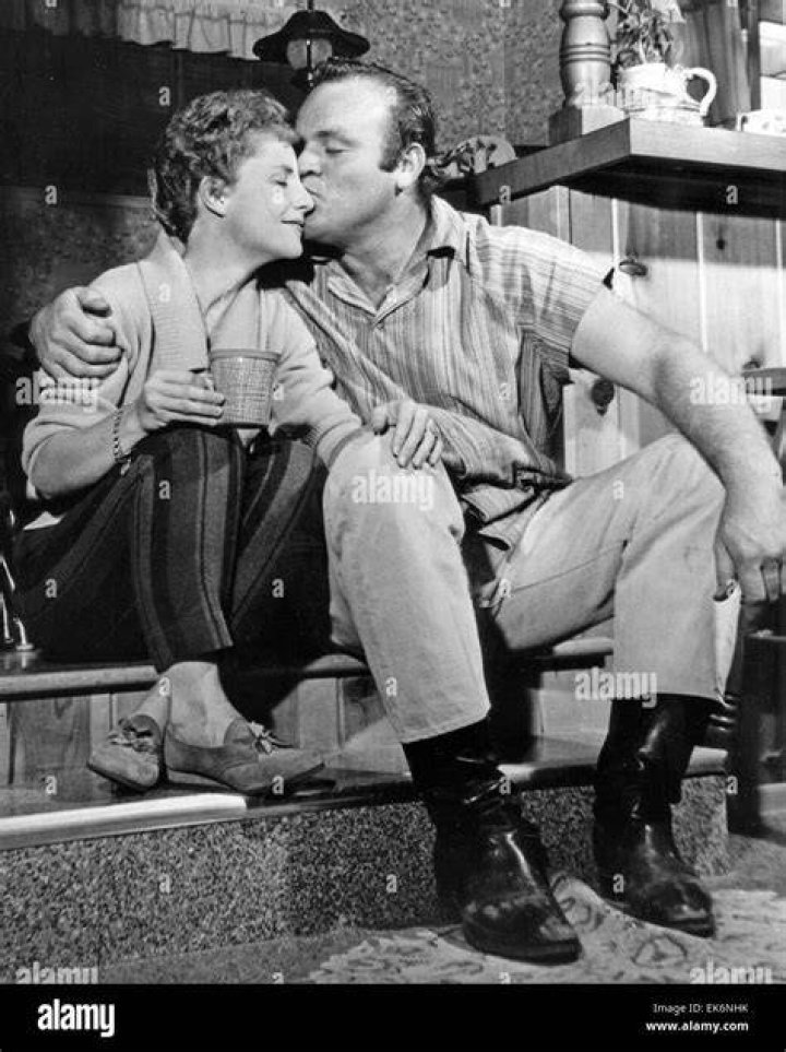 Late Actor Dan Blocker's Wife, Dolphia Parker Is She Still Alive?