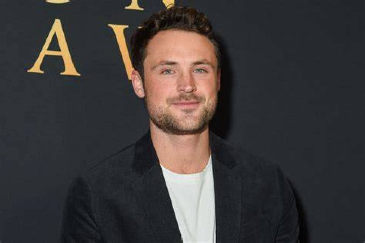 &ldquo;You&rdquo; Season 3 Star Dylan Arnold Talks Theo & Characters He Almost