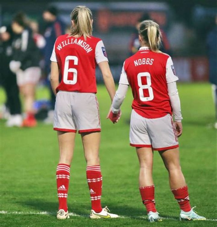 leah williamson & jordan nobbs England ladies football, Soccer