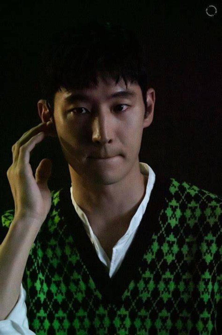 Lee Jehoon Age, Height, Bio, Parents, Net Worth, Girlfriend