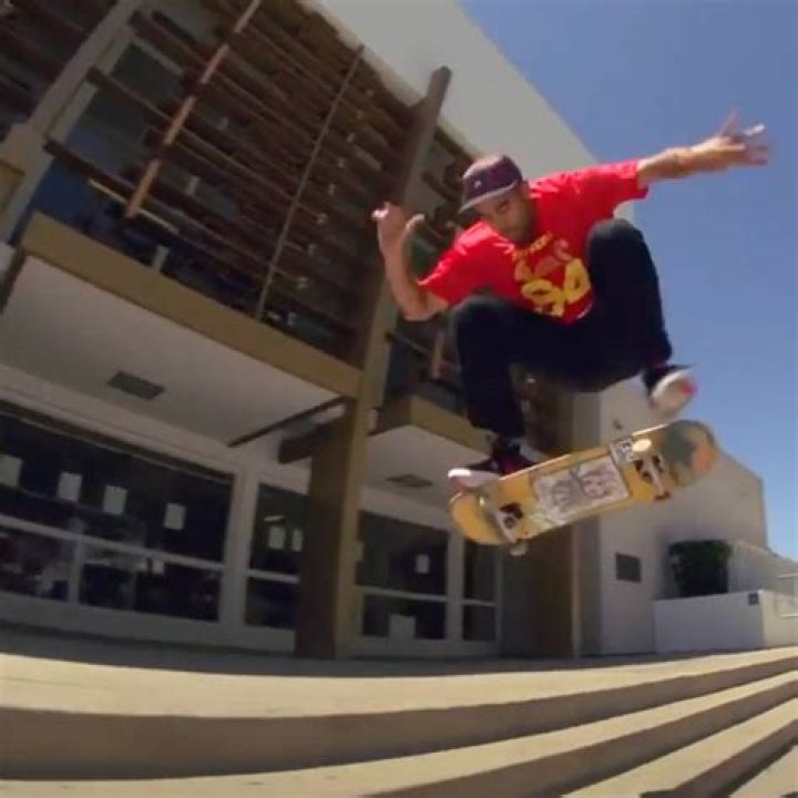 List of Skateboarding - FamousFix List