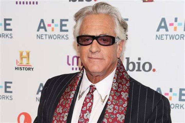 &lsquo;Storage Wars&rsquo; Barry Weiss 2021 Net Worth Revealed