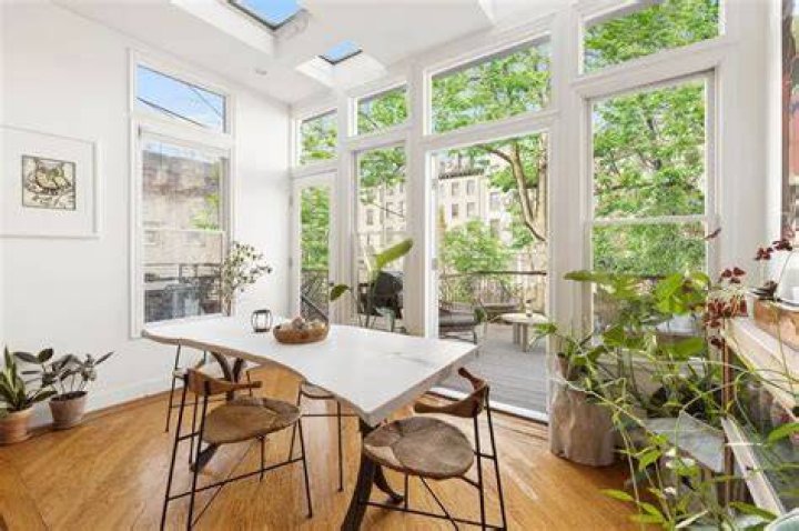 Luminous NYC apartments with sun rooms and solariums