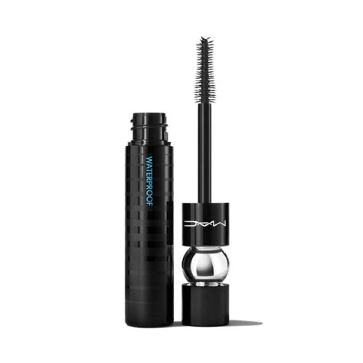 MAC MACStack Mascara, 12 Mascaras for Thin Lashes