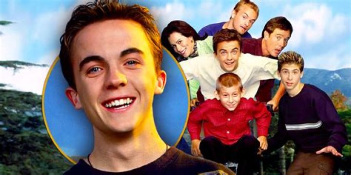 Malcolm In The Middle star Frankie Muniz looks exactly the same 17