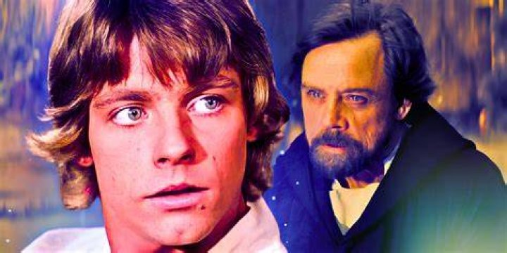 Mark Hamill Luke Skywalker in The Mandalorian